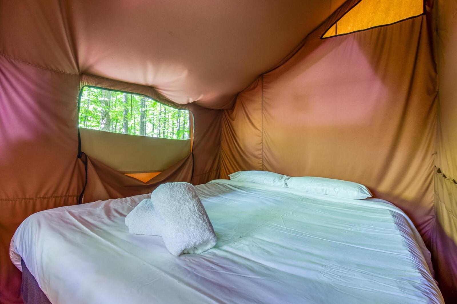 Huttopia White Mountains Albany Екстер'єр фото